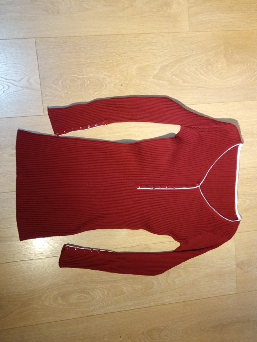 Women’s Ribbed Red Long-Sleeve Sweater